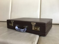 Cặp doanh nhân, chất liệu da, khóa số, size 45 x 32 x10 cm Cặp doanh nhân, chất liệu da, khóa số, size 45 x 32 x10 cm