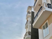 Siêu phẩm 4 tầng BTCT xe hơi 7 chỗ vào nhà Chu Văn An P12, 65m2, 7.7tỷ Siêu phẩm 4 tầng BTCT xe hơi 7 chỗ vào nhà Chu Văn An P12, 65m2, 7.7tỷ