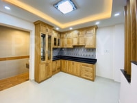 Nhà 5 tầng, Hoàng Hoa Thám, 200m2, 8.6 tỷ Nhà 5 tầng, Hoàng Hoa Thám, 200m2, 8.6 tỷ