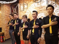 Tuyển thu ngân, phụ bếp, phục vụ nam quán karaoke gia đình. Tuyển thu ngân, phụ bếp, phục vụ nam quán karaoke gia đình.