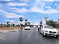 Bán đất giá sụp hầm cần tiền gấp nên ra đi lô này. Bán đất giá sụp hầm cần tiền gấp nên ra đi lô này.