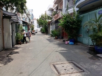 Nhà hẻm nhựa thông 6m Thoại Ngọc Hầu gần Nguyễn Sơn, 4x16.2, 6.1 tỷ Nhà hẻm nhựa thông 6m Thoại Ngọc Hầu gần Nguyễn Sơn, 4x16.2, 6.1 tỷ