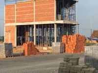 Bán đất mặt tiền trung tâm 500 triệu.