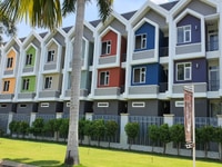 Bán nhà phố 1 trệt 2 lầu, Quốc lộ 13, Thủ Đức Bán nhà phố 1 trệt 2 lầu, Quốc lộ 13, Thủ Đức