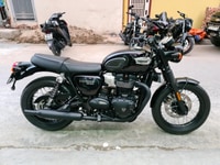 Triumph Bonneville T100 Nguyên Bản Cực Đẹp New 100% Triumph Bonneville T100 Nguyên Bản Cực Đẹp New 100%