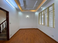 Cự Lộc, Thanh Xuân, 30m2, 4T, MT 8m, 3.7 tỷ Cự Lộc, Thanh Xuân, 30m2, 4T, MT 8m, 3.7 tỷ