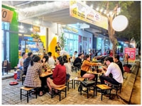 Sang quán ăn vặt vỉa hè rộng giá thuê chỉ 3.5 triệu Sang quán ăn vặt vỉa hè rộng giá thuê chỉ 3.5 triệu
