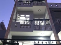 Gia Đình Cần Bán Gấp Nhà 1 Trệt 3 Lầu, 4 Phòng Ngủ ,SHR, Giá 2.3 Tỷ.