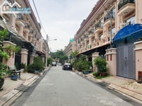 Biệt thự siêu đẳng cấp - KDC an ninh, DT: 8m x 17m , Giá: 8 tỷ 600 tr Biệt thự siêu đẳng cấp - KDC an ninh, DT: 8m x 17m , Giá: 8 tỷ 600 tr