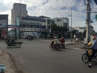 Cho thuê khu nhà mặt tiền đường Lũy Bán Bích Cho thuê khu nhà mặt tiền đường Lũy Bán Bích