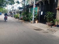 Nhà đẹp đầy đủ tiện nghi ở đường hương lộ 2 cho thuê giá rẻ Nhà đẹp đầy đủ tiện nghi ở đường hương lộ 2 cho thuê giá rẻ