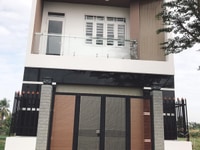 Nhà bán chợ Qui Đức, 1 trệt 1 lầu DT 85m2 giá 1.6 tỷ SHR Nhà bán chợ Qui Đức, 1 trệt 1 lầu DT 85m2 giá 1.6 tỷ SHR