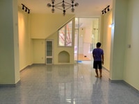 Cho thuê MT 416 Hai Bà Trưng, Quận 1 ngay Trần Quang Khải Cho thuê MT 416 Hai Bà Trưng, Quận 1 ngay Trần Quang Khải