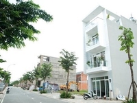 Bán gấp lô đất mặt tiền gần chợ Bà Hom, DT 72m2, giá 2.16 tỷ, sổ riêng