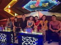 Tuyển nhân viên phục vụ nhà hàng _karaoke _massage Vip Tuyển nhân viên phục vụ nhà hàng _karaoke _massage Vip