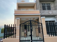 Bán nhà đường xe hơi, gần ngã ba Tân Kim, Cần Giuộc, Long An Bán nhà đường xe hơi, gần ngã ba Tân Kim, Cần Giuộc, Long An