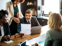 Thiếu kế toán thuế, liên hệ ngay chúng tôi Thiếu kế toán thuế, liên hệ ngay chúng tôi