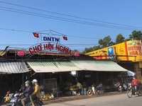 Chị tôi bán lô đất đẹp gần chợ hội nghĩa . 100m2 950tr . sổ hồng riêng Chị tôi bán lô đất đẹp gần chợ hội nghĩa . 100m2 950tr . sổ hồng riêng