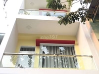 Kẹt tiền bán gấp nhà đường Huỳnh Mẫn Đạt, Q. 5, trệt, 1 lầu Kẹt tiền bán gấp nhà đường Huỳnh Mẫn Đạt, Q. 5, trệt, 1 lầu