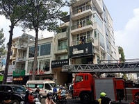 Cần tiền bán gấp nhà hẻm xe hơi Đặng Văn Ngữ, Phường 10, quận Phú Nhuậ Cần tiền bán gấp nhà hẻm xe hơi Đặng Văn Ngữ, Phường 10, quận Phú Nhuậ