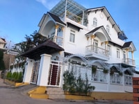 Biệt thự 2 mặt tiền Lý Nam Đế , P8, Đà Lạt 250m2 chỉ với giá 12tỷ Biệt thự 2 mặt tiền Lý Nam Đế , P8, Đà Lạt 250m2 chỉ với giá 12tỷ