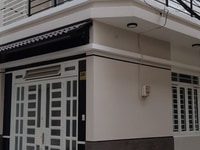 Nhà Dương Đức Hiền góc 2 mặt HXH cách mặt tiền 2 căn Nhà Dương Đức Hiền góc 2 mặt HXH cách mặt tiền 2 căn