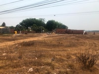 Cần tiền muốn bán rẻ lô đất 2000m2 ngay trường học cấp 1, 2,3 Cần tiền muốn bán rẻ lô đất 2000m2 ngay trường học cấp 1, 2,3