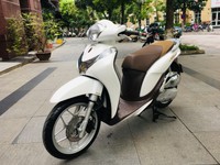 Honda SH Mode 125 trắng smartkey nữ dùng 2018 Honda SH Mode 125 trắng smartkey nữ dùng 2018