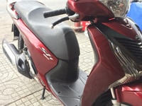 Bá xe shi vn 150cc màu đỏ fi đời cuối 2013 mới 95% máy zin sơn zin Bá xe shi vn 150cc màu đỏ fi đời cuối 2013 mới 95% máy zin sơn zin