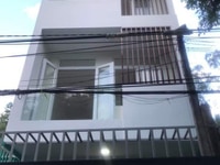 Nhà ba mê full nội thất - oto đậu trước nhà Nhà ba mê full nội thất - oto đậu trước nhà