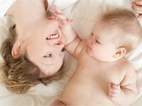 Cần tìm gấp một người thích em bé để chăm sóc con nhỏ của mình Cần tìm gấp một người thích em bé để chăm sóc con nhỏ của mình