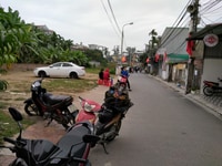 Cần chuyển nhượng gấp lô đất phân lô giá rẻ tại máy chai. Cần chuyển nhượng gấp lô đất phân lô giá rẻ tại máy chai.