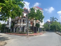 Bán 200m đất biệt thự gần hồ sau cafe Chapi Bán 200m đất biệt thự gần hồ sau cafe Chapi