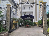 Sang nhượng Khu căn hộ cao cấp 32P Ngay trung tâm Q7- Vào KD ngay Sang nhượng Khu căn hộ cao cấp 32P Ngay trung tâm Q7- Vào KD ngay