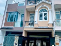 Bán cặp nhà 14/3 Đs 5C (Kênh nước đen), 4x18, 1T 2L hẻm 8m Giá: 5,5 Tỷ Bán cặp nhà 14/3 Đs 5C (Kênh nước đen), 4x18, 1T 2L hẻm 8m Giá: 5,5 Tỷ