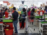 Cần tuyển thêm 02 nhân viên trực quầy hàng siêu thị mini Cần tuyển thêm 02 nhân viên trực quầy hàng siêu thị mini