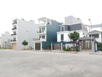 Em có lô đất 400m2 gần ngay sau quận ủy Hồng Bàng. Em có lô đất 400m2 gần ngay sau quận ủy Hồng Bàng.