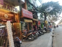 Mặt Phố Nguyễn Trãi, 30tr/tháng, 53m2x4 tầng, 10.5 Tỷ. Mặt Phố Nguyễn Trãi, 30tr/tháng, 53m2x4 tầng, 10.5 Tỷ.