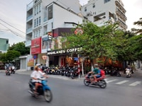 Bán nhà vị trí đẹp góc 2 mặt tiền đường Lâm Văn Bền đang cho thuê 85tr Bán nhà vị trí đẹp góc 2 mặt tiền đường Lâm Văn Bền đang cho thuê 85tr