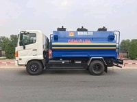 Xe chở xăng dầu 6 khối Hino phục vụ mọi người ạ Xe chở xăng dầu 6 khối Hino phục vụ mọi người ạ