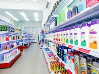 Tuyển 3 bạn bán hàng cửa hàng tiêu dùng Thái Lan.