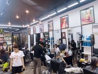 SALON ĐOÀN cần 2 bạn thợ nữ gội đầu tốt - biết làm hoá chất