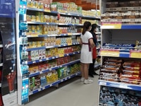 Tại cửa hàng cần gấp lao động phổ thông Tại cửa hàng cần gấp lao động phổ thông