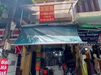 Cho thuê nhà số 13 mặt phố Đồng Xuân, quận Hoàn Kiếm, mặt tiền 3,1m