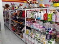 Shop Mỹ Phẩm Cao Cấp Tuyển 2 Nhân Viên phụ Bán Hàng