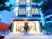 Nhà phố hiện đại đường Huỳnh Tấn Phát, TT.Nhà Bè. Giá 4,5 tỷ Nhà phố hiện đại đường Huỳnh Tấn Phát, TT.Nhà Bè. Giá 4,5 tỷ