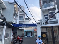 Bán 2 căn nhà trệt lầu đẹp hẻm 52 Hùng Vương cách Vincom 50m Bán 2 căn nhà trệt lầu đẹp hẻm 52 Hùng Vương cách Vincom 50m