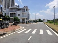 Bán gấp nền góc HAI MẶT TIỀN Đối Diện Chợ , Bao sang tên công chứng