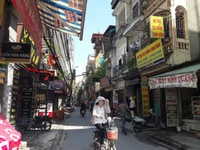 Nhà 4T x 38m2, ô tô đỗ cửa , kinh doanh tốt, , cuối đường Bà Triệu Nhà 4T x 38m2, ô tô đỗ cửa , kinh doanh tốt, , cuối đường Bà Triệu