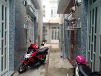 Cần vốn kinh doanh bán nhà mới 450tr dọn vô ở ngay Cần vốn kinh doanh bán nhà mới 450tr dọn vô ở ngay